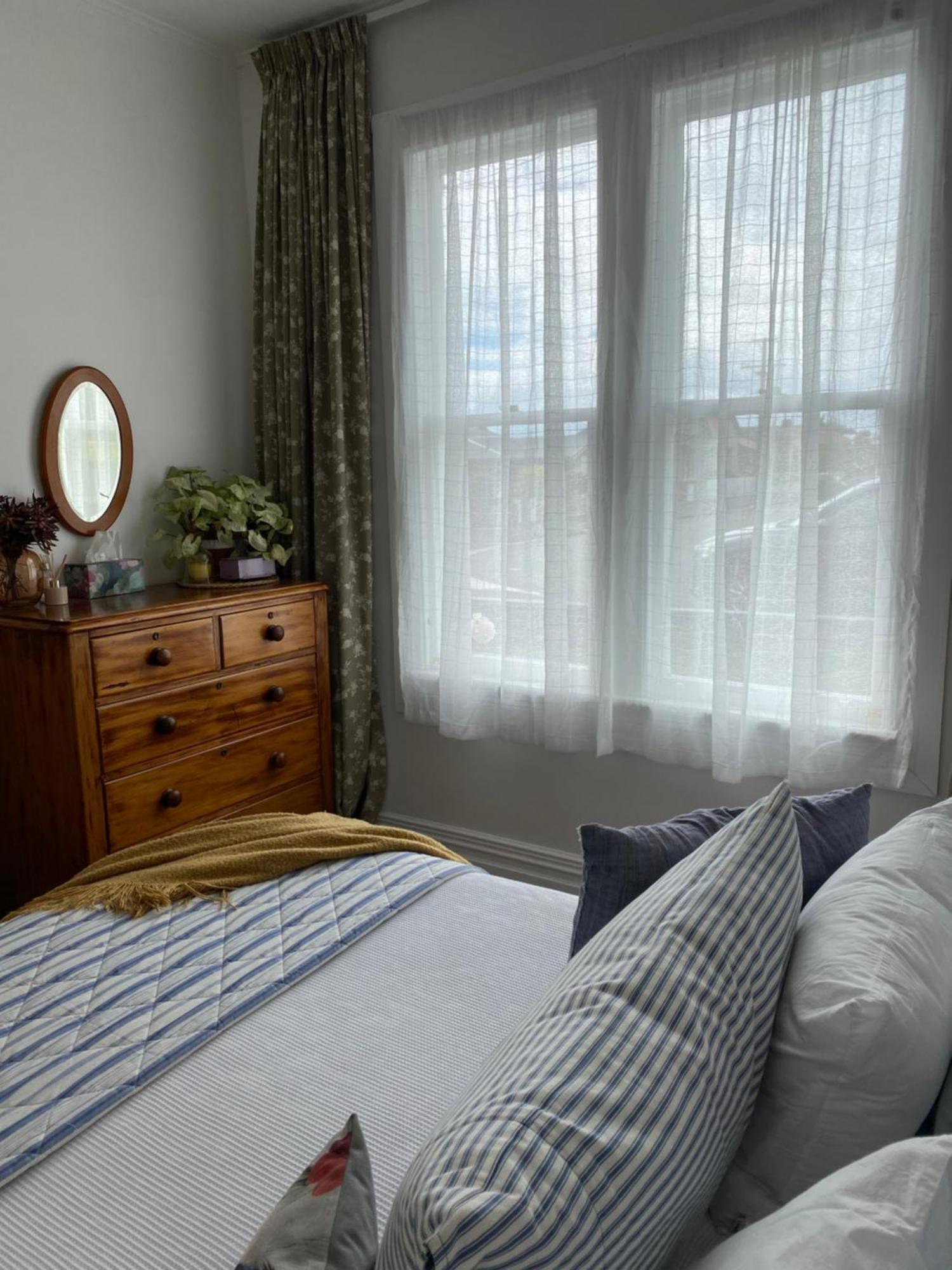 Wee Blue Bnb- Central Cosy Villa تيمارو المظهر الخارجي الصورة